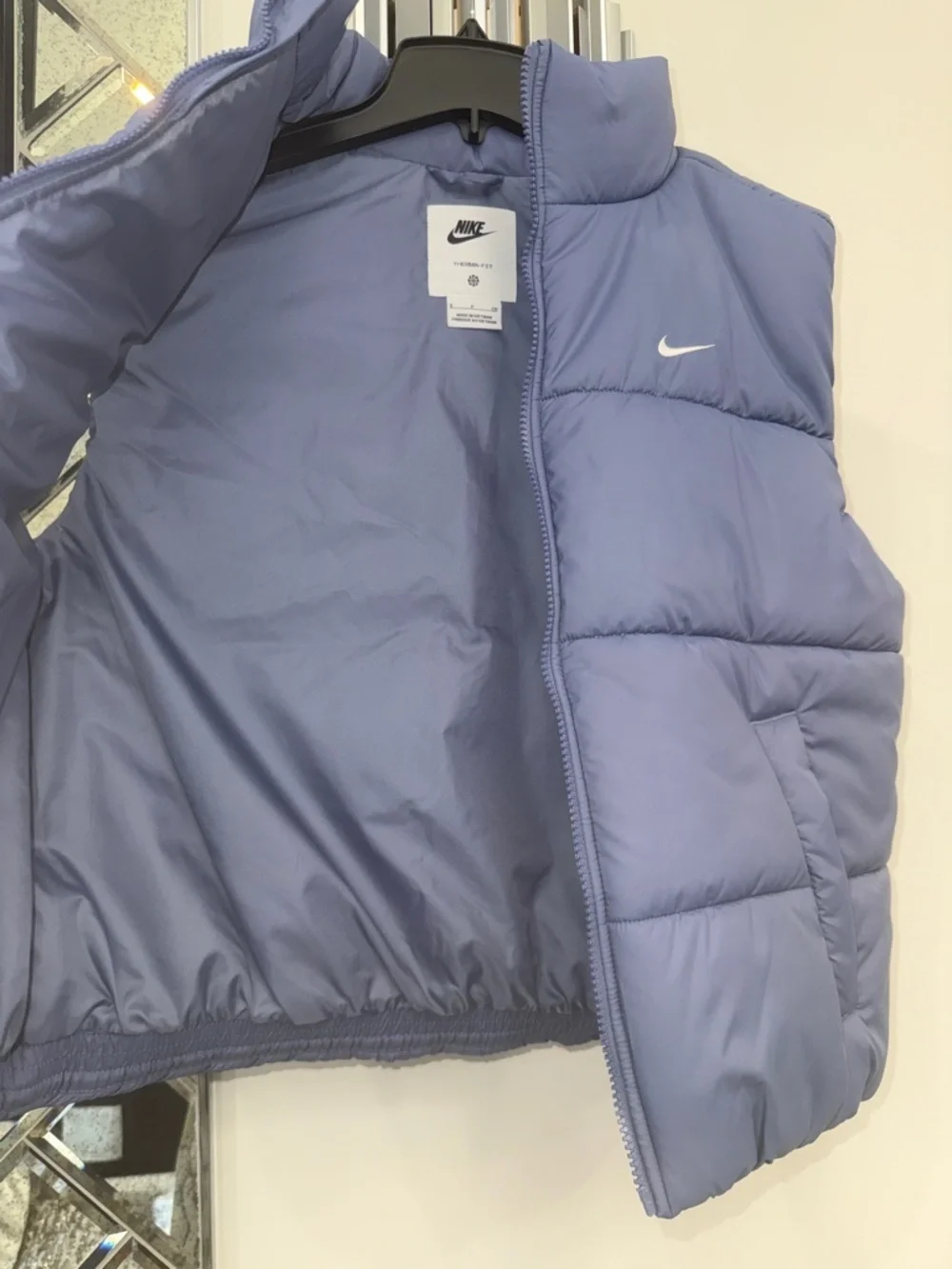 Nike sleeveless quilted